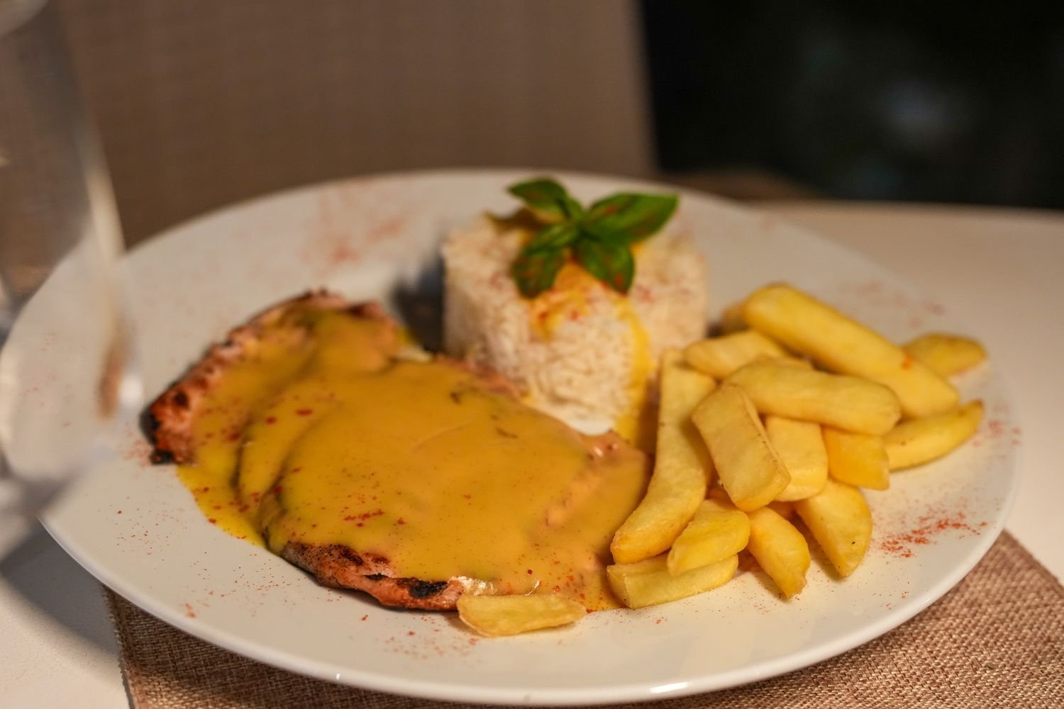 Chicken fillet a la creme